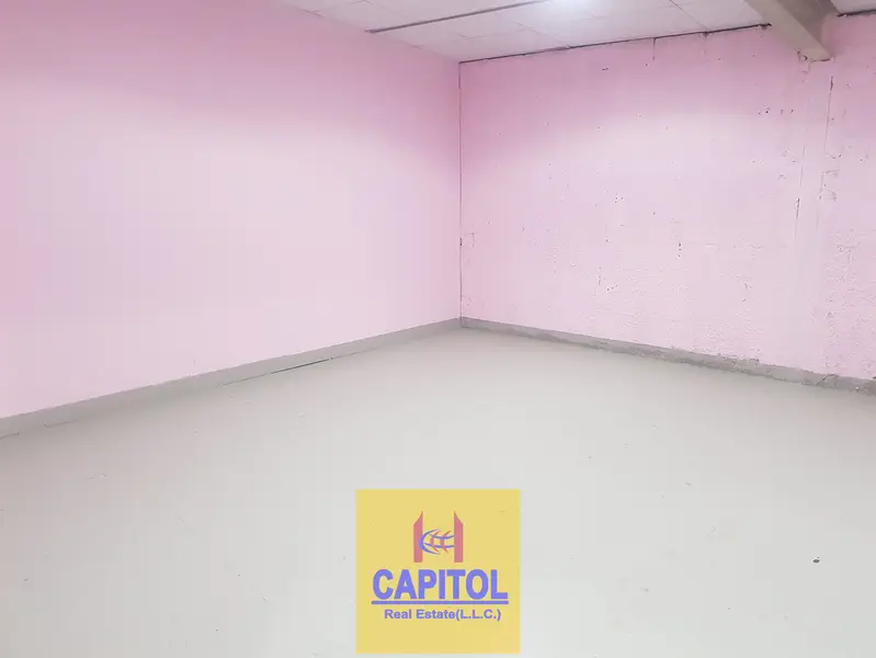 435 sqft on Mezzanine Small Storage Warehouse Al Quoz All Over