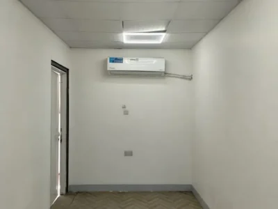 PRIME LOCATION STORAGE WAREHOUSE AVAILABLE FOR RENT WITH A/C ACCESSIBLE 24/7 EASY ACCESS