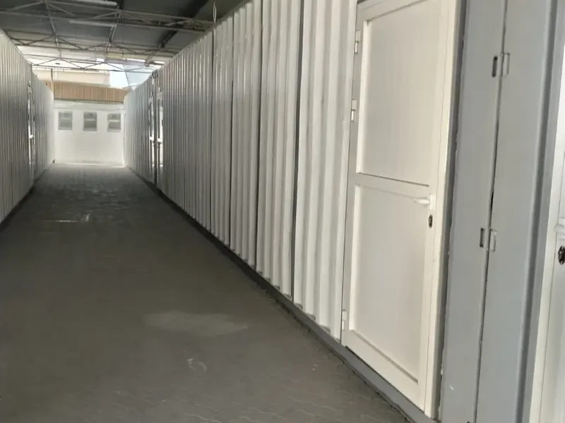 PRIME LOCATION STORAGE WAREHOUSE AVAILABLE FOR RENT WITH A/C ACCESSIBLE 24/7 EASY ACCESS