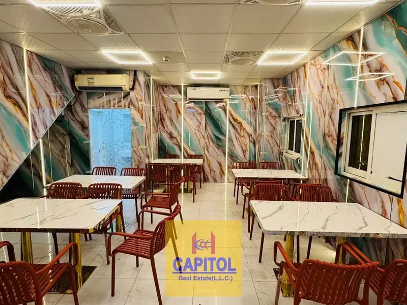 PRIME LOCATION COMMERCIAL KITCHEN/RESTAURANT AVAILABLE FOR RENT APPROVED OUTSIDE SITTING