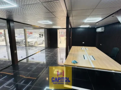 PRIME LOCATION COMMERCIAL WAREHOUSE / SHOWROOM AVAILABLE FOR RENT DIRECT FROM THE OWNER