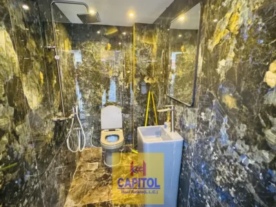 PRIME LOCATION COMMERCIAL WAREHOUSE / SHOWROOM AVAILABLE FOR RENT DIRECT FROM THE OWNER