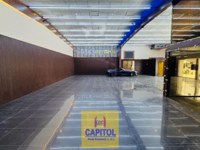 PRIME LOCATION COMMERCIAL WAREHOUSE / SHOWROOM AVAILABLE FOR RENT DIRECT FROM THE OWNER