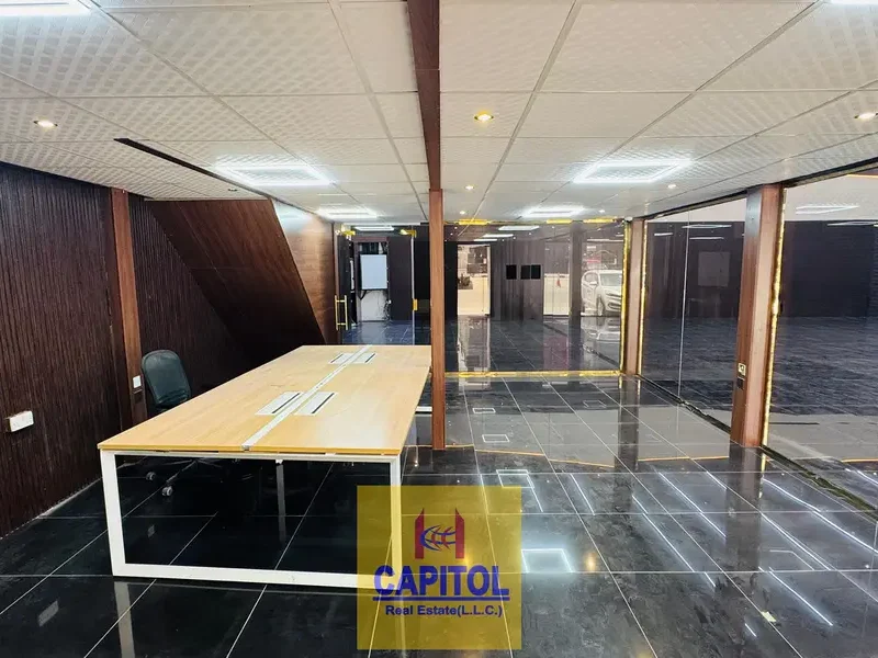 PRIME LOCATION COMMERCIAL WAREHOUSE / SHOWROOM AVAILABLE FOR RENT DIRECT FROM THE OWNER
