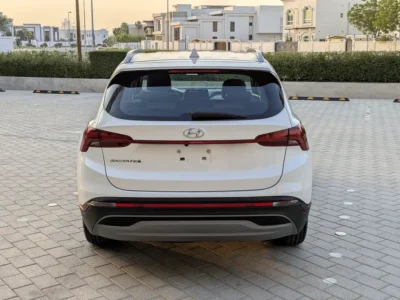 2023 Hyundai Santa Fe Limited 4 Cylinders Petrol Engine White Grey SUV GCC Specs Automatic