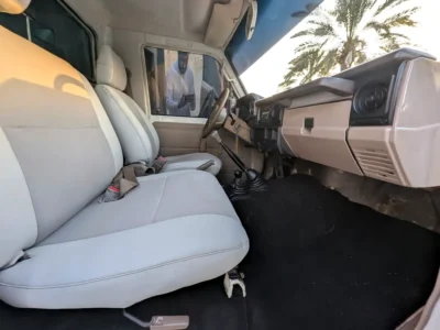 2000 Toyota Land Cruiser 70 Series LC 79 LX 4.2 6 Cylinders Diesel Engine White Grey Pickup