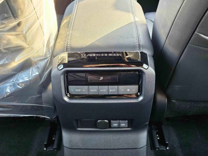 2026 Toyota Prado ALL ROUNDER MID OPTION 2.4 Litres V4 PETROL Engine Grey Black SUV GCC