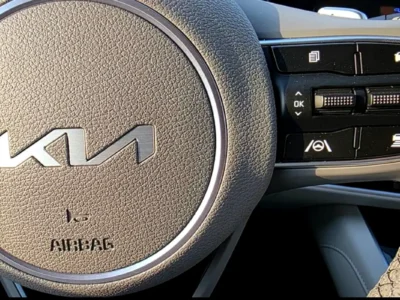 2025 Kia Sportage 4 Cylinders Petrol Engine White SUV Chinese Specs Automatic