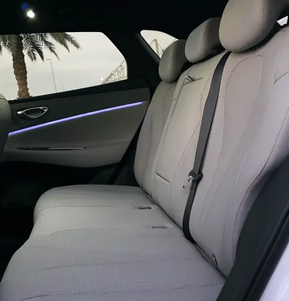 2025 BYD SEALION 06 DM-i 4 Cylinders Hybrid Engine White Beige SUV Chinese Specs