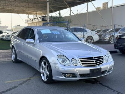 2008 Mercedes-Benz E350 3.5-liter V6 Petrol Engine Silver Black Sedan Automatic