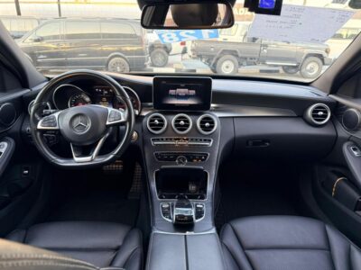 2016 Mercedes Benz C200 2.0-liter Inline-4 turbocharged Petrol Engine Black Automatic