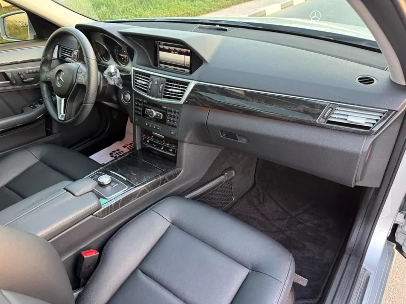 2013 Mercedes-Benz E-Class E 350 6 Cylinders Petrol Engine Silver Beige Sedan Automatic