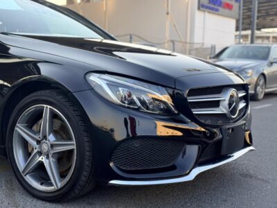 2016 Mercedes Benz C200 2.0-liter Inline-4 turbocharged Petrol Engine Black Automatic