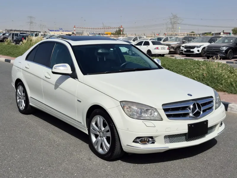 2008 Mercedes-Benz C-Class C250 Luxury 4 Cylinders Petrol Engine White Black Sedan
