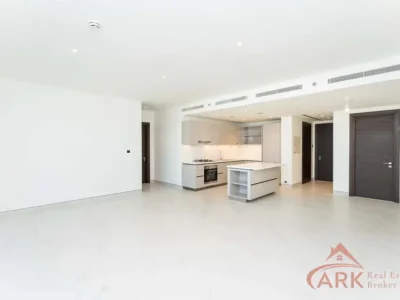 Burj Khalifa and Skyline Views | High Floor | Semi-Furnished