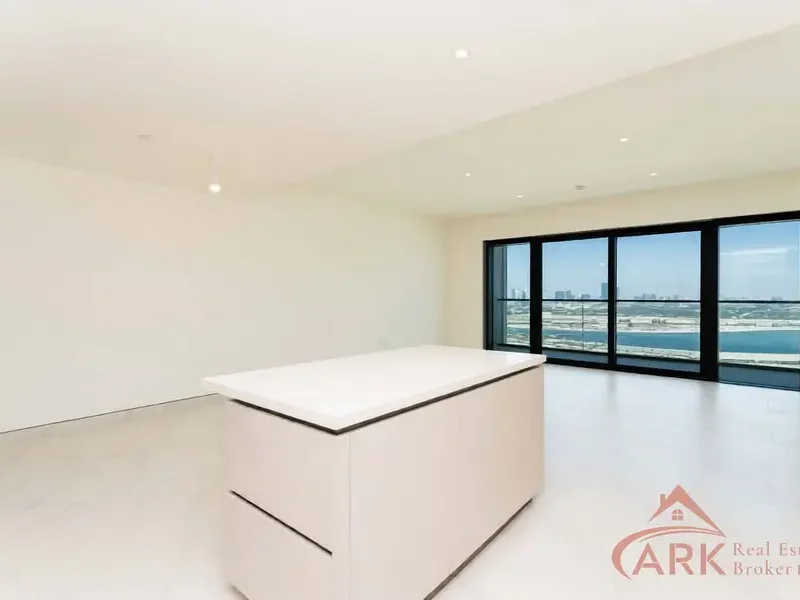 Burj Khalifa and Skyline Views | High Floor | Semi-Furnished