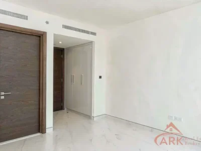 Burj Khalifa and Skyline Views | High Floor | Semi-Furnished