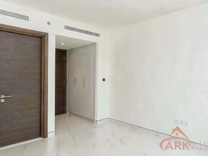 Burj Khalifa and Skyline Views | High Floor | Semi-Furnished