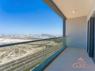 Burj Khalifa and Skyline Views | High Floor | Semi-Furnished