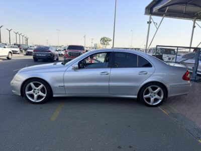 2008 Mercedes-Benz E350 3.5-liter V6 Petrol Engine Silver Black Sedan Automatic