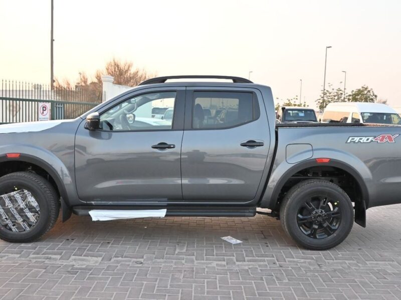 2025 NISSAN NAVARA 2.5L 4 Cylinder DIESEL Engine PRO4X 4X4 TECNO GRAY Black DC