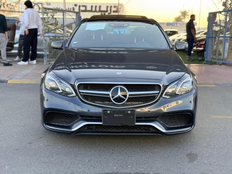 2014 Mercedes-Benz E63 AMG 5.5-liter twin-turbo V8 Engine Grey Sedan Automatic