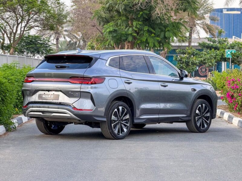 2025 BYD Song Plus 1.5L Hybrid Plug-In Grey Beige SUV CLTC 112 Km AUtomatic