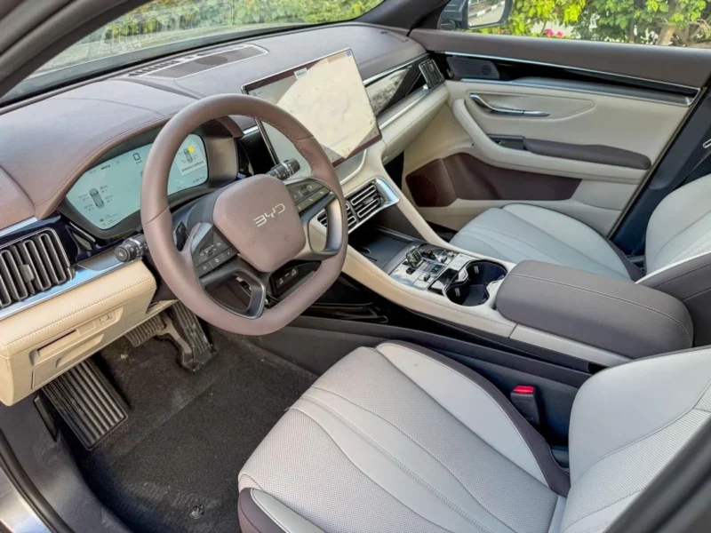 2025 BYD Song Plus 1.5L Hybrid Plug-In Grey Beige SUV CLTC 112 Km AUtomatic