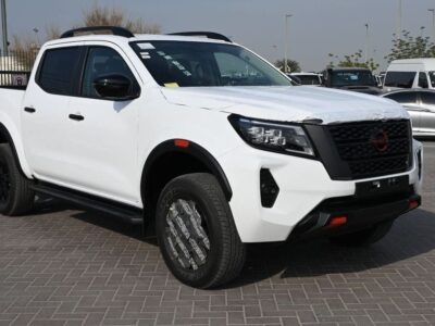 2025 NISSAN NAVARA 2.5L 4 Cylinder DIESEL Engine PRO4X 4X4 White Black Pickup DC