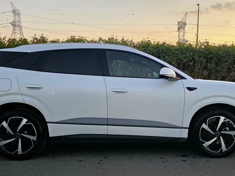 2025 BYD SEALION 06 DM-i 4 Cylinders Hybrid Engine White Beige SUV Chinese Specs