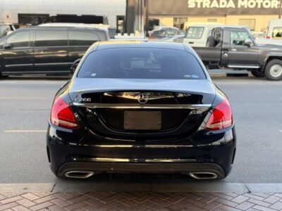 2016 Mercedes Benz C200 2.0-liter Inline-4 turbocharged Petrol Engine Black Automatic