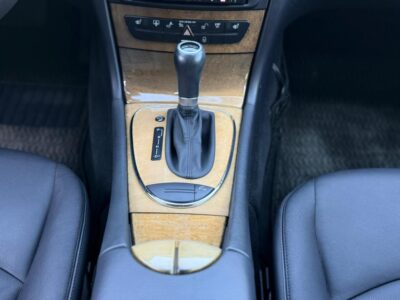 2008 Mercedes-Benz E350 3.5-liter V6 Petrol Engine Silver Black Sedan Automatic