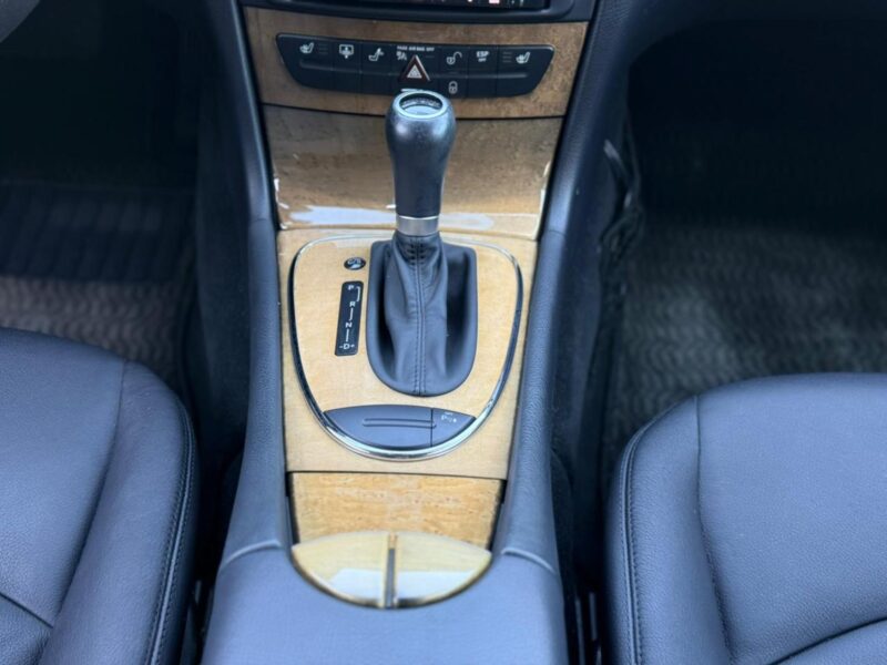 2008 Mercedes-Benz E350 3.5-liter V6 Petrol Engine Silver Black Sedan Automatic