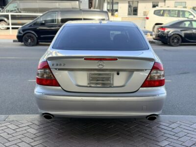 2008 Mercedes-Benz E350 3.5-liter V6 Petrol Engine Silver Black Sedan Automatic