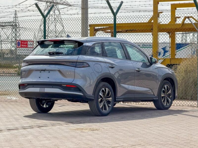 2025 BYD Sealion 05 1.5 Litres 4 Cylinders Hybrid Plug-In Grey Black SUV Chinese Specs