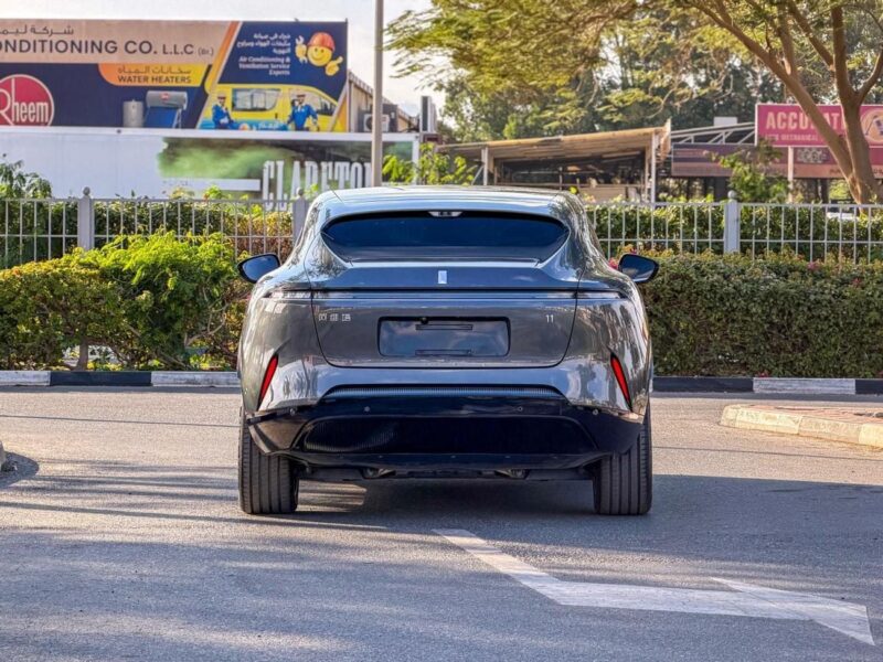 2023 Avatr 11 Sport Performance AWD 90 kWh Electric Vehicle Grey Red SUV Automatic