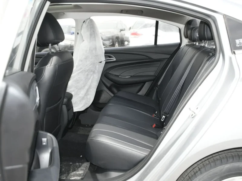 2025 MG 5 Comfort 1.5 Litres 4 Cylinders Petrol Engine White Black Sedan Automatic