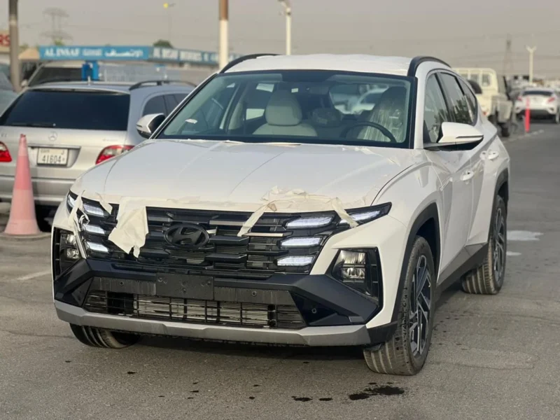 2026 Hyundai Tucson 2.0 Litres 4 Cylinders Petrol Engine White SUV GCC Specs