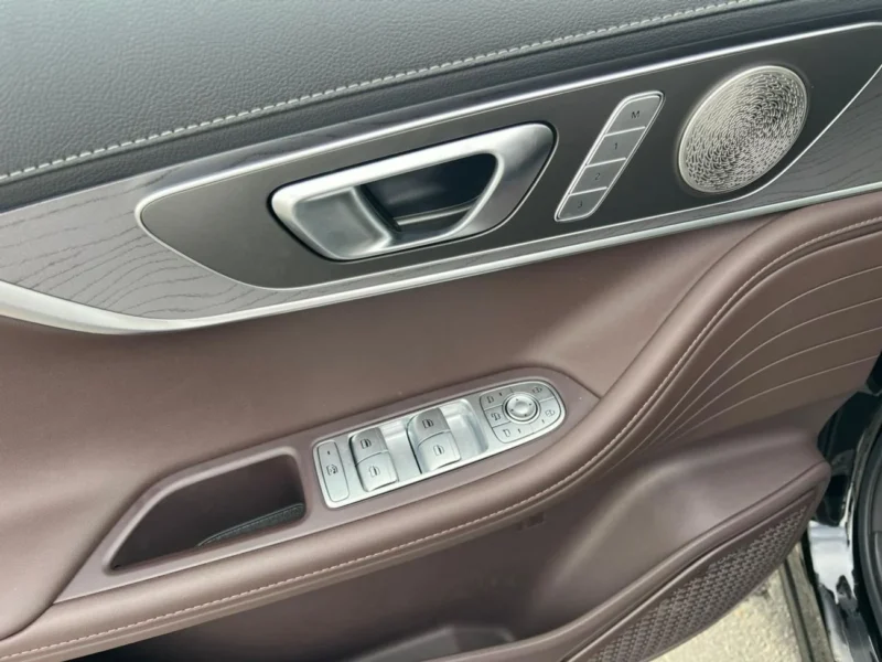 2025 CHERY TIGGO 8 PRO 1.6 Litres 4 Cylinders Petrol Engine Black Brown SUV Automatic