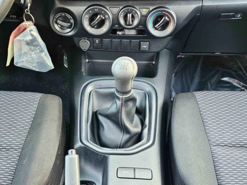 2025 Toyota Hilux WIDE BODY M/T 2.4L V4 DIESEL Engine Grey Pickup Truck GCC