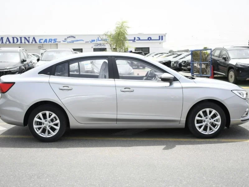 2025 MG 5 Comfort 1.5 Litres 4 Cylinders Petrol Engine White Black Sedan Automatic