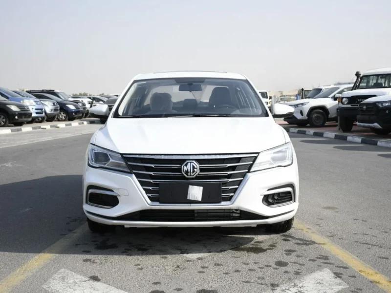 2025 MG 5 Comfort 1.5 Litres 4 Cylinders Petrol Engine White Black Sedan Automatic