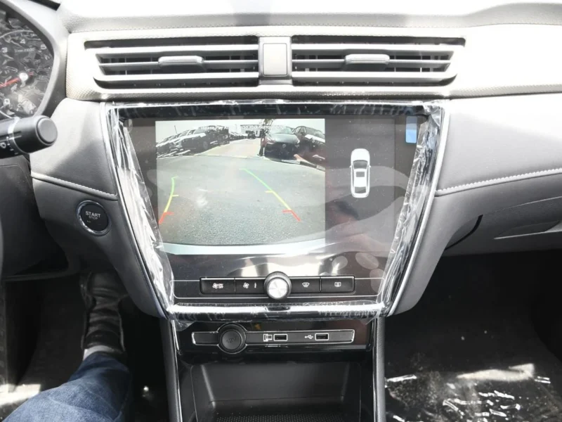 2025 MG 5 Comfort 1.5 Litres 4 Cylinders Petrol Engine White Black Sedan Automatic