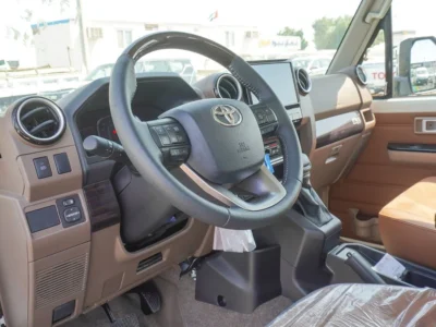 2025 Toyota Land Cruiser 70 4.0 Litres V6 Petrol Engine A/T White Tan SUV GCC