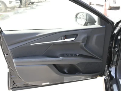 2026 Toyota Camry LE 2.5 Litres V4 Petrol Engineh Black Grey Sedan GCC Specs Automatic