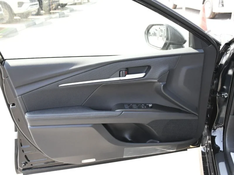 2026 Toyota Camry LE 2.5 Litres V4 Petrol Engineh Black Grey Sedan GCC Specs Automatic