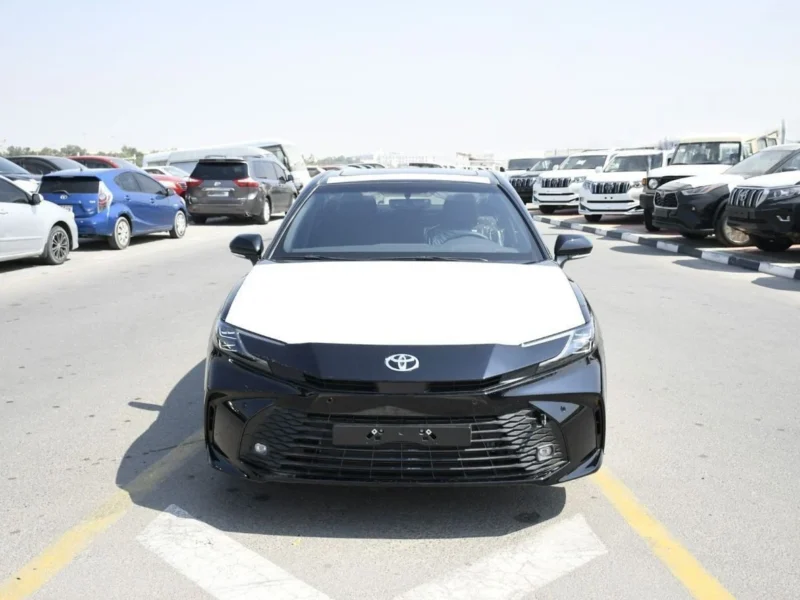 2026 Toyota Camry LE 2.5 Litres V4 Petrol Engineh Black Grey Sedan GCC Specs Automatic