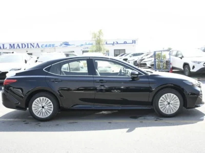 2026 Toyota Camry LE 2.5 Litres V4 Petrol Engineh Black Grey Sedan GCC Specs Automatic