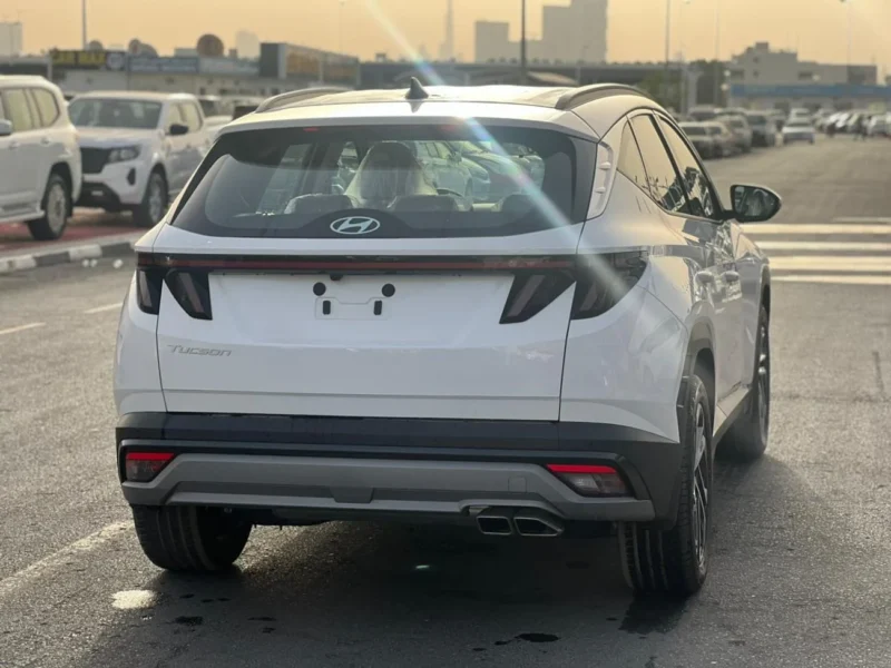 2026 Hyundai Tucson 2.0 Litres 4 Cylinders Petrol Engine White SUV GCC Specs