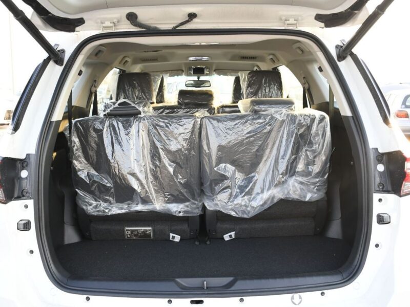 2025 Toyota Fortuner 4.0 Litres V6 Petrol Engine White Black SUV Automatic GCC Specs